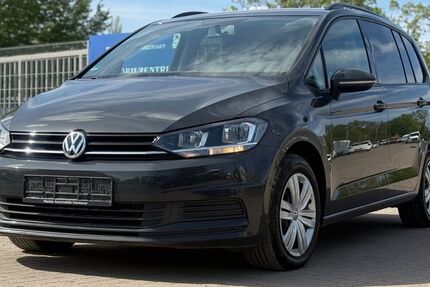 VW Touran 140.000 km 13.199 &euro; Hannover 30179
