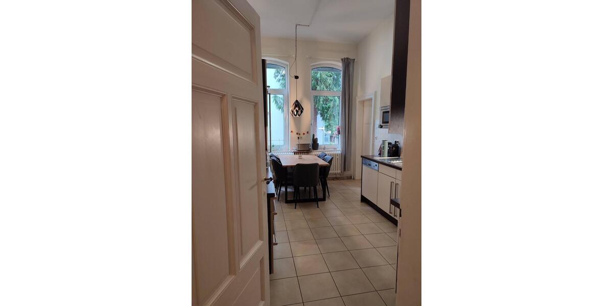 Hochparterre Hildesheim Oststadt/Stadtfeld - 4 Zimmer, 120 m&sup2;, 880&euro; | Angebot:26612169