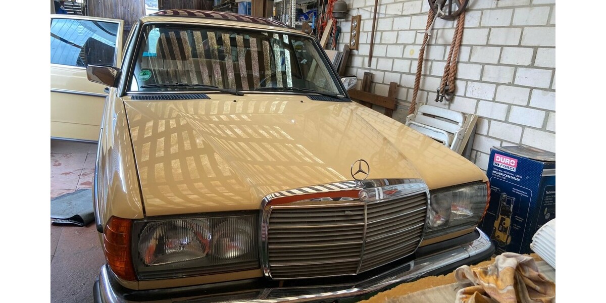 Mercedes-Benz E280 186.127 km 18.500 &euro; Hildesheim 31134