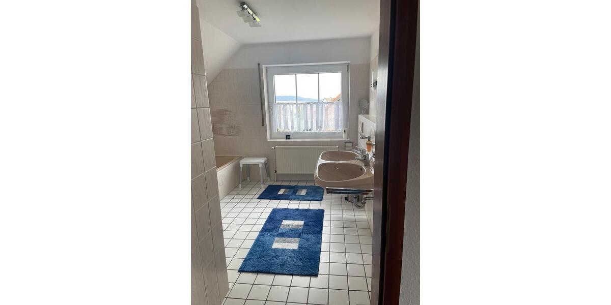 Einfamilienhaus Hildesheim Bockfeld - 5 Zimmer, 145 m&sup2;, 1.800&euro; | Angebot:25224680