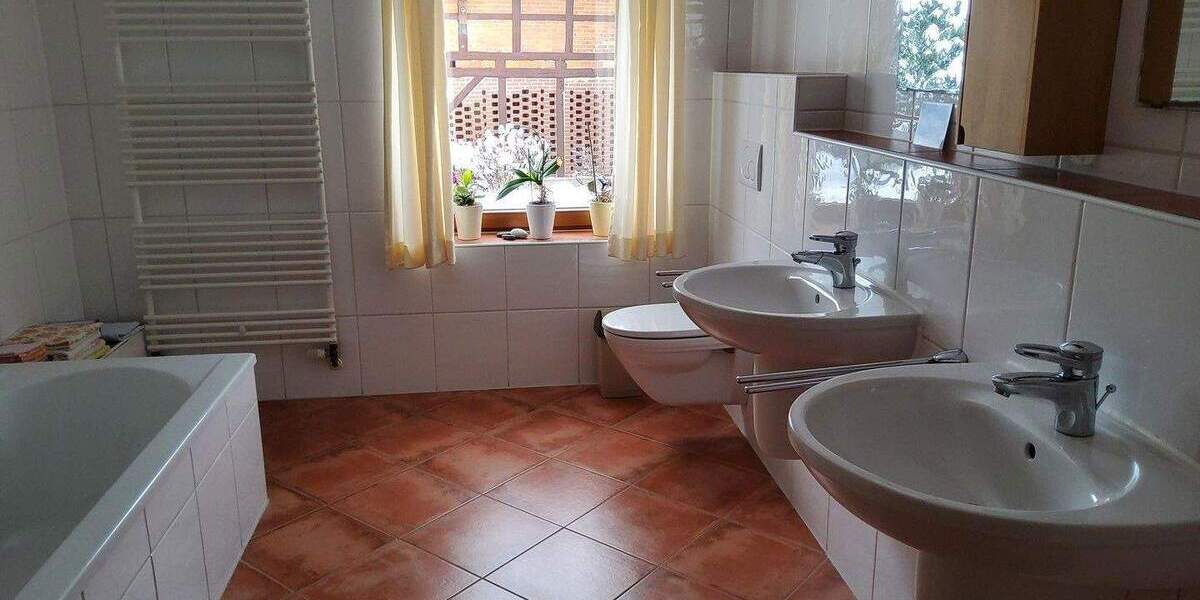 Einfamilienhaus Duingen Rott - 2 Zimmer, 570 m&sup2;, 660.000&euro; | Angebot:25659194