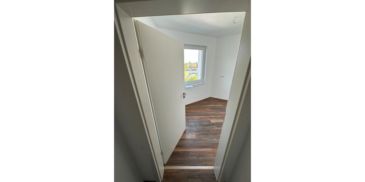Etagenwohnung Pattensen - 1 Zimmer, 34 m&sup2;, 374&euro; | Angebot:25918312