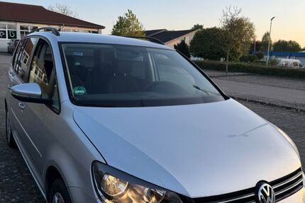VW Touran 132.165 km 6.990 &euro; Sarstedt 31157