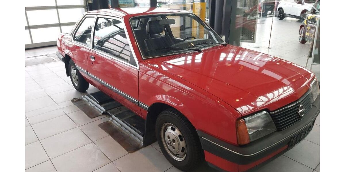 Opel Ascona 200.000 km 3.999 &euro; Lehrte 31275