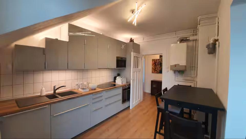 Dachgeschoßwohnung Hannover Döhren-Wülfel - 2.5 Zimmer, 62 m&sup2;, 1.000&euro; | Angebot:26576078