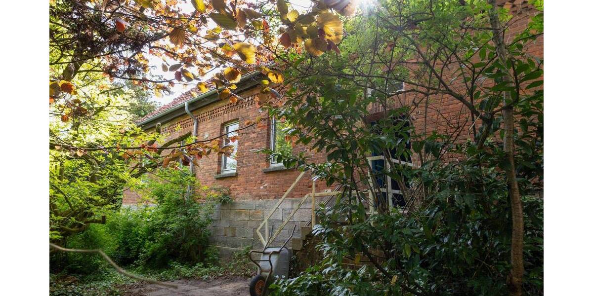 Einfamilienhaus Coppenbrügge Brünnighausen - 8 Zimmer, 183 m&sup2;, 450.000&euro; | Angebot:25705858