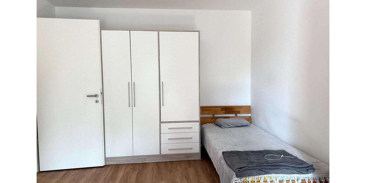Etagenwohnung Laatzen - 3 Zimmer, 105 m&sup2;, 1.241&euro; | Angebot:25340514