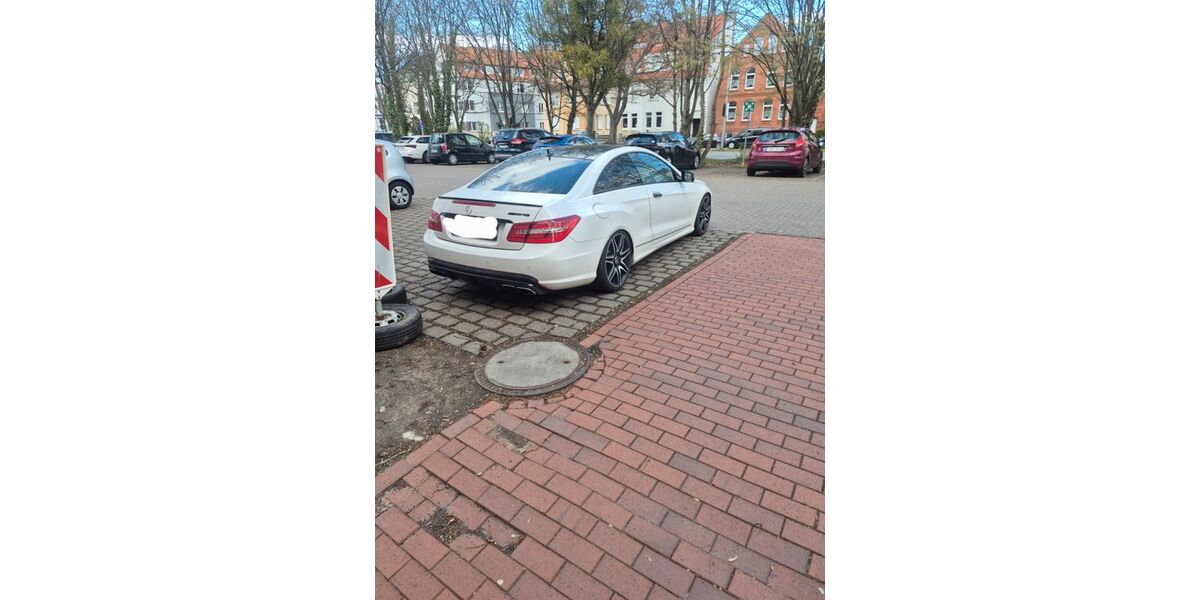 Mercedes-Benz E 350 261.000 km 12.900 &euro; Hildesheim 31137