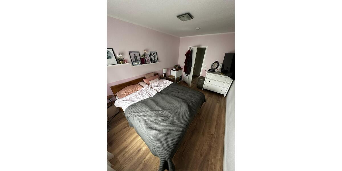 Etagenwohnung Ronnenberg - 3 Zimmer, 90 m&sup2;, 280.000&euro; | Angebot:27025526