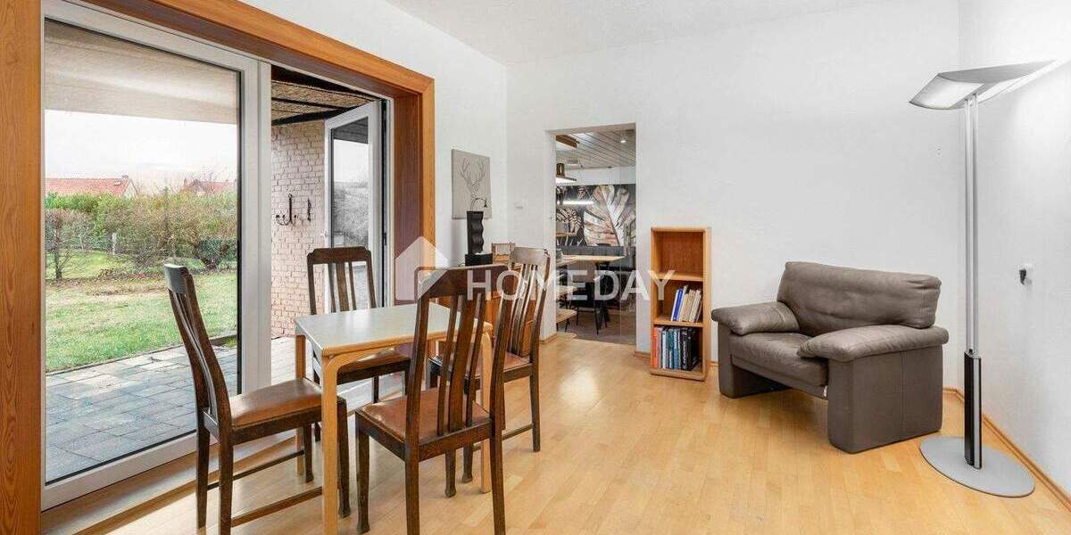 Einfamilienhaus Elze Esbeck - 8 Zimmer, 260 m&sup2;, 349.500&euro; | Angebot:25846119