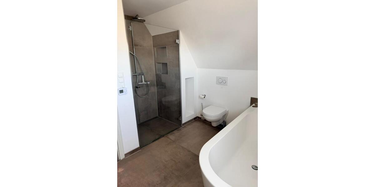 Doppelhaushälfte Lehrte - 8 Zimmer, 236 m&sup2;, 552.000&euro; | Angebot:25864364