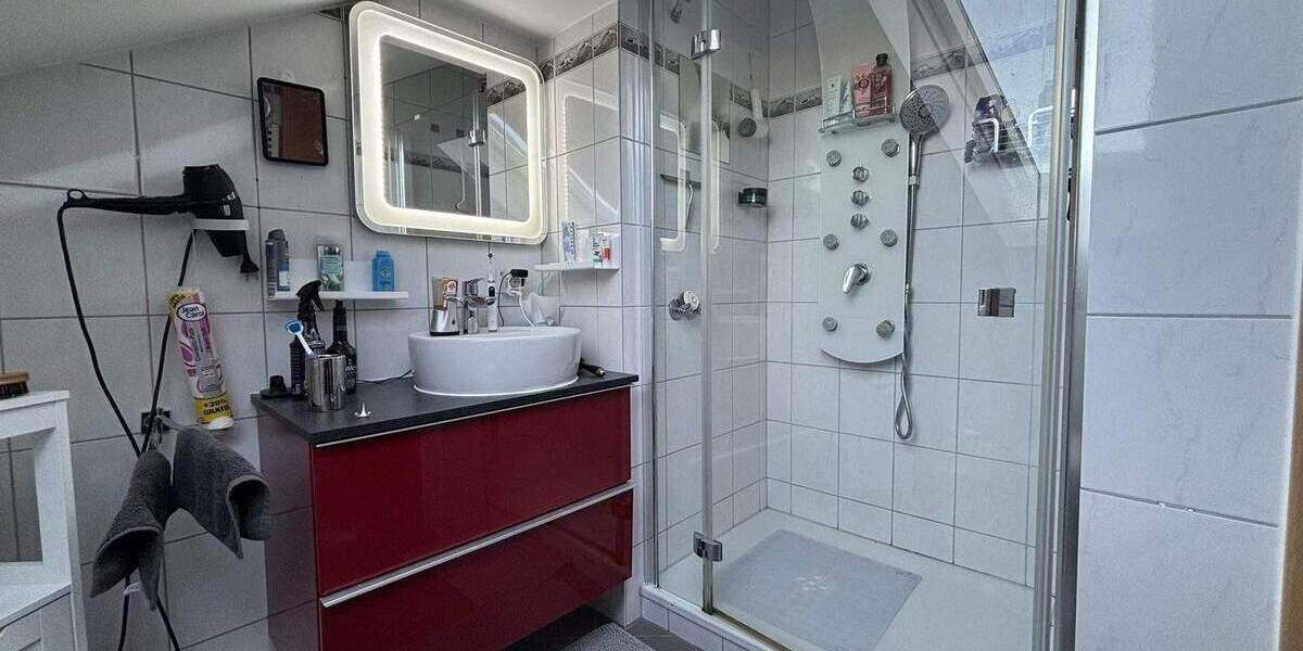 Reihenendhaus Sehnde - 5 Zimmer, 145 m&sup2;, 360.000&euro; | Angebot:25672945