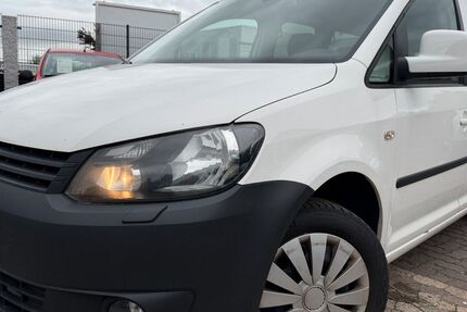 VW Caddy 324.500 km 4.990 &euro; Hildesheim 31137