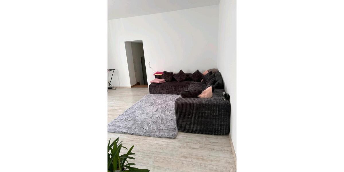 Etagenwohnung Bad Salzdetfurth - 3 Zimmer, 105 m&sup2;, 625&euro; | Angebot:25233515