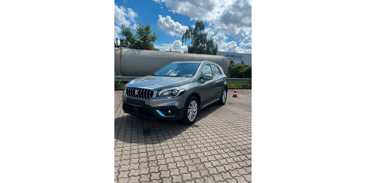 Suzuki (SX4) S-Cross 78.000 km 9.200 &euro; Hannover 30179