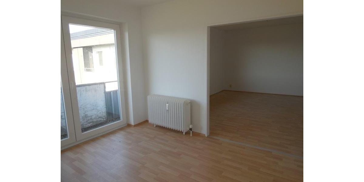 Etagenwohnung Salzgitter Ortschaft Nord - 3 Zimmer, 74 m&sup2;, 400&euro; | Angebot:23566996