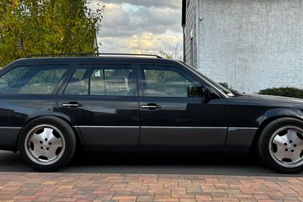 Mercedes-Benz E 300 168.221 km 16.500 &euro; Springe 31832