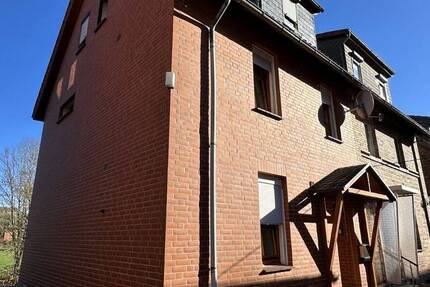 Haus Freden - 4 Zimmer, 106 m&sup2;, 99.000&euro; | Angebot:25734420