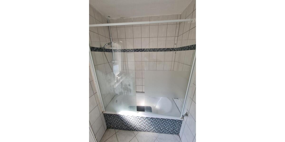 Etagenwohnung Springe - 1 Zimmer, 10 m&sup2;, 300&euro; | Angebot:25402907