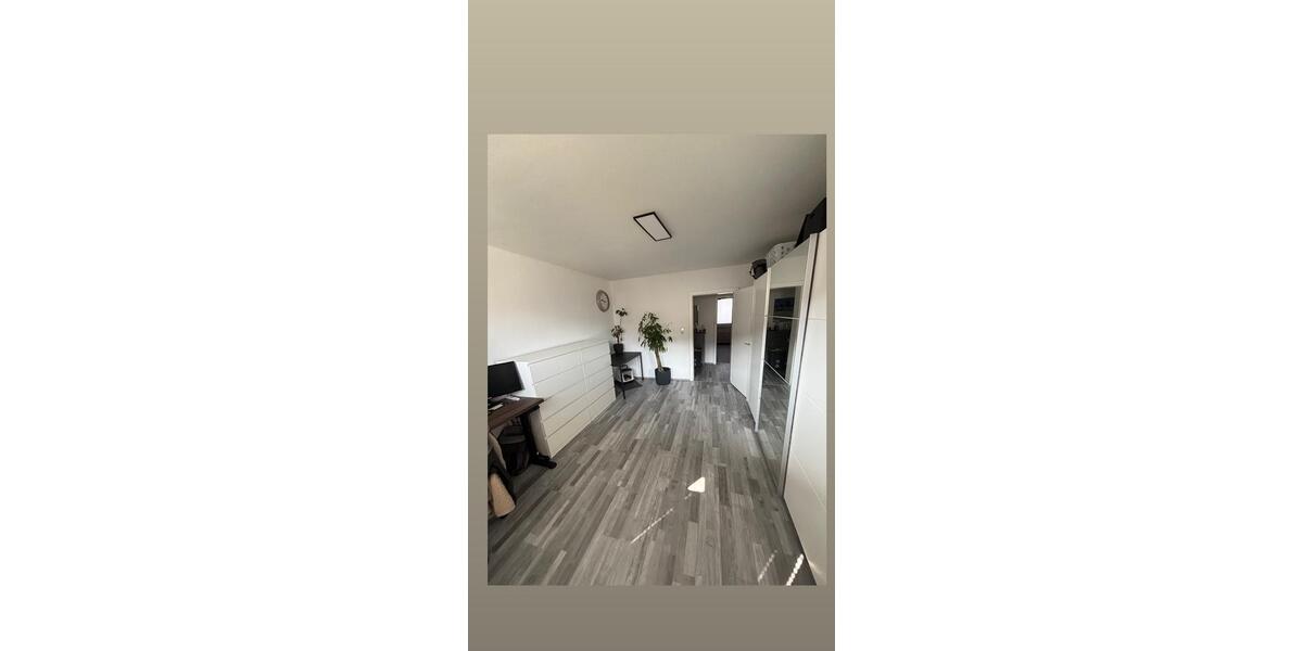 Etagenwohnung Hildesheim Itzum-Marienburg - 3 Zimmer, 74 m&sup2;, 770&euro; | Angebot:25479616