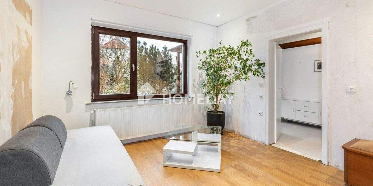 Einfamilienhaus Elze Esbeck - 8 Zimmer, 260 m&sup2;, 349.500&euro; | Angebot:25846119
