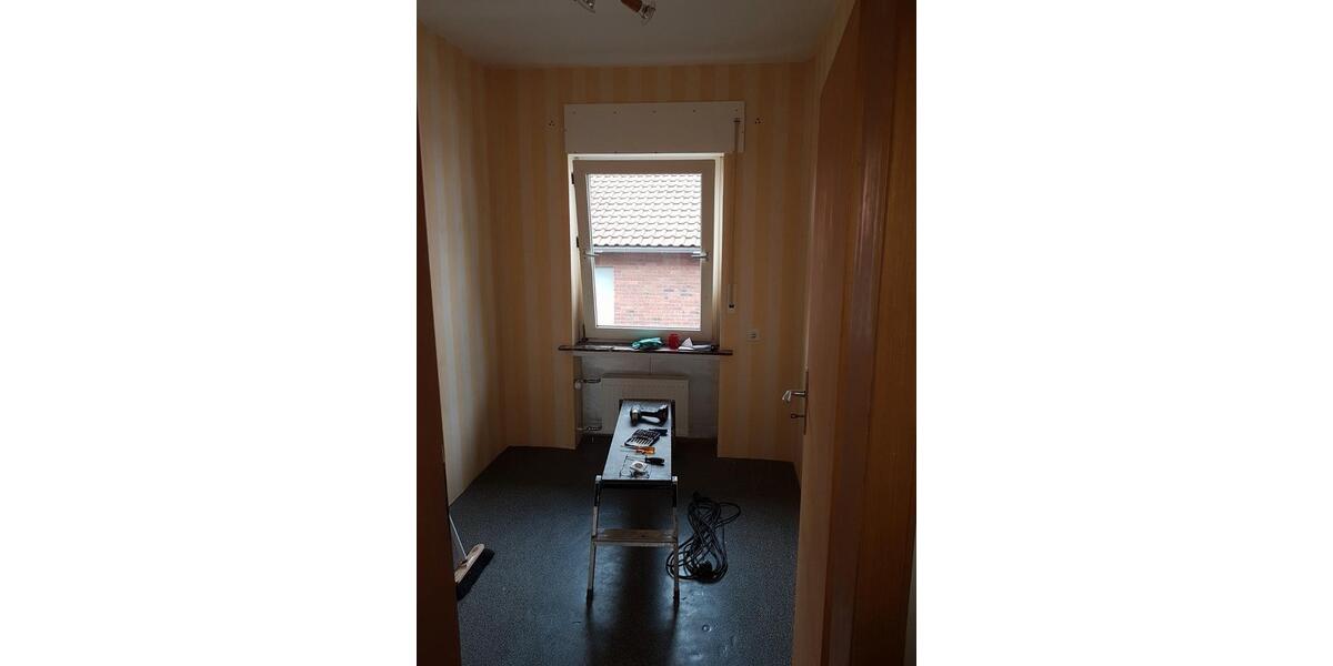 Etagenwohnung Lehrte - 4.5 Zimmer, 100 m&sup2;, 720&euro; | Angebot:26651227