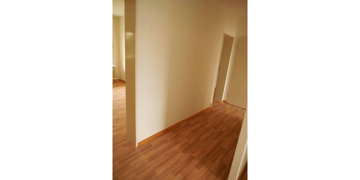 Etagenwohnung Salzgitter Lebenstedt - 3 Zimmer, 70 m&sup2;, 424&euro; | Angebot:25998020