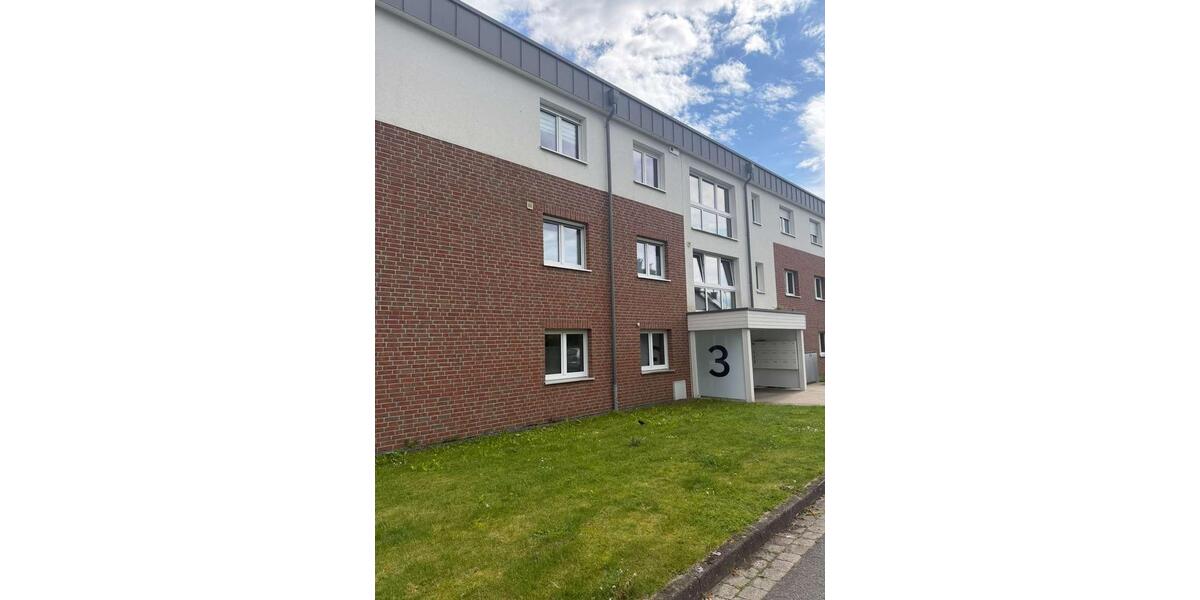 Etagenwohnung Springe - 3 Zimmer, 81 m&sup2;, 920&euro; | Angebot:26658657