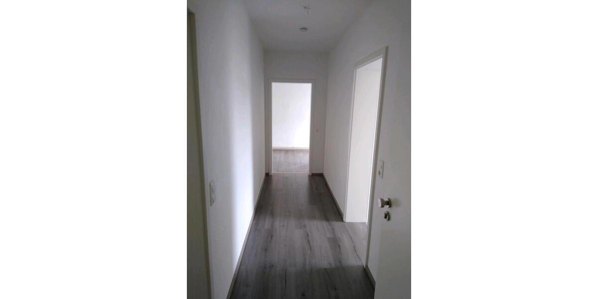 Etagenwohnung Delligsen - 2.5 Zimmer, 71 m&sup2;, 760&euro; | Angebot:25988506