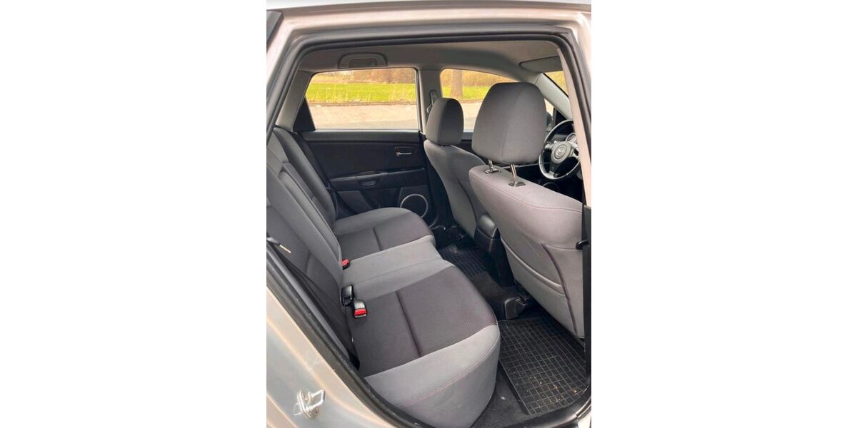Mazda 3 260.000 km 2.100 &euro; Salzgitter 38259