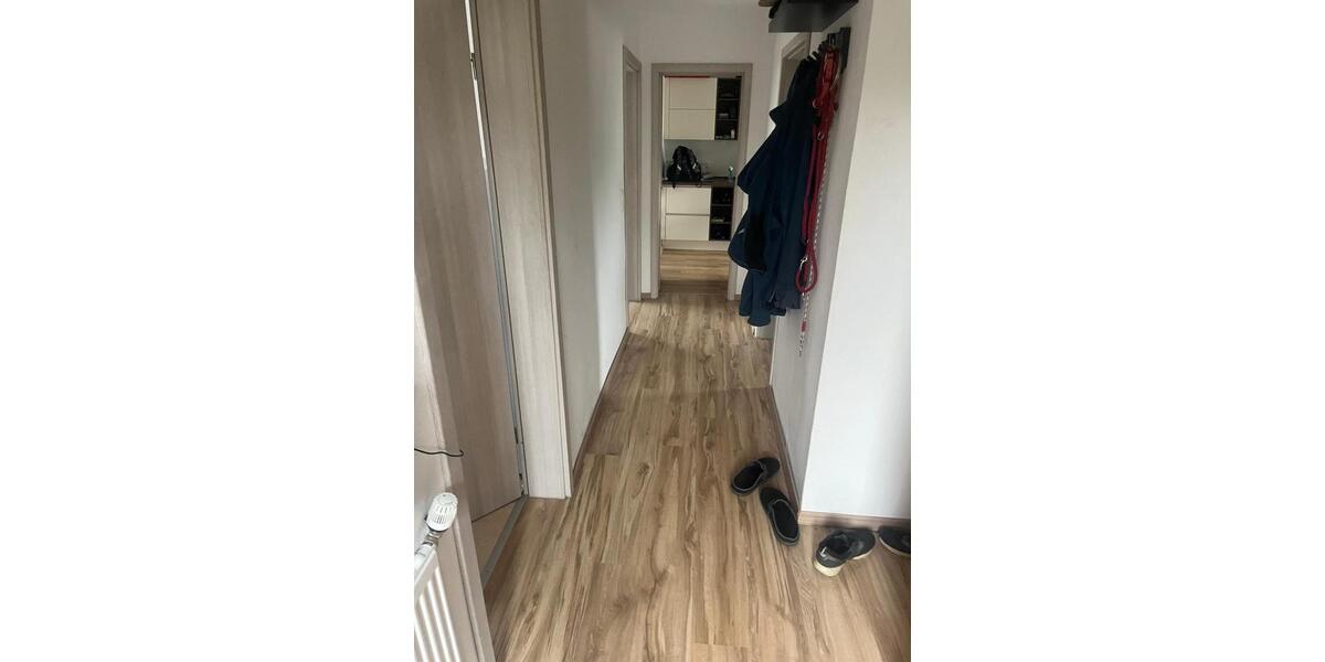 Etagenwohnung Eime - 4 Zimmer, 100 m&sup2;, 850&euro; | Angebot:25930709