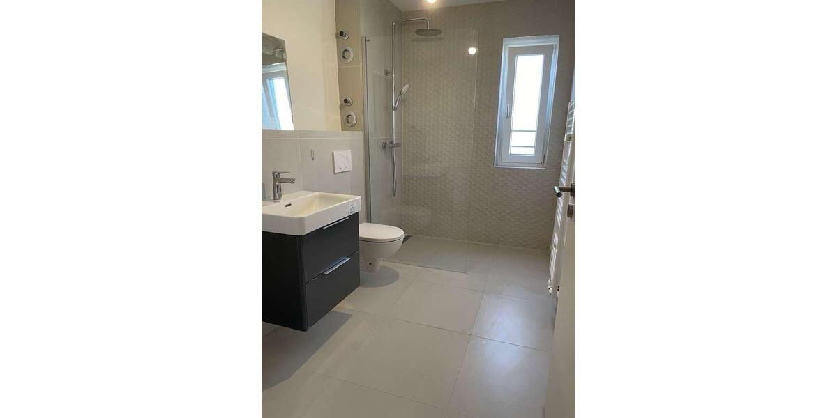 Etagenwohnung Ronnenberg - 2 Zimmer, 64 m&sup2;, 1.050&euro; | Angebot:25455551