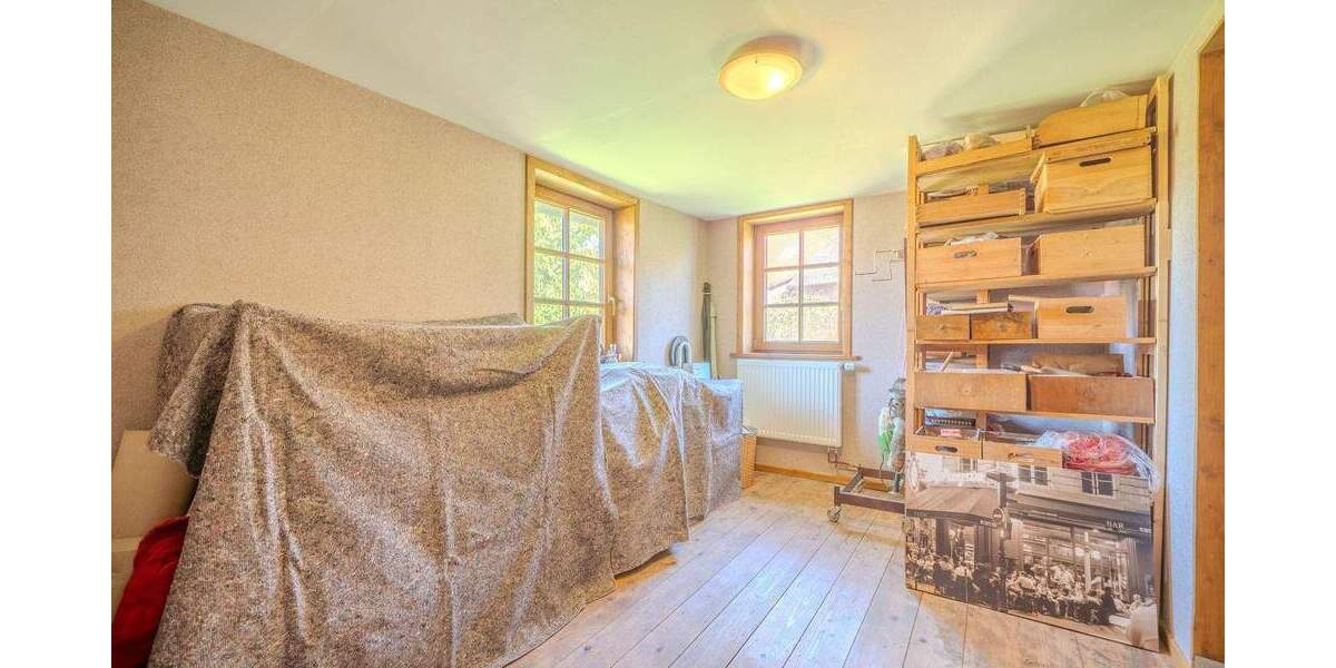 Mehrfamilienhaus, Wohnhaus Giesen Emmerke - 8 Zimmer, 175 m&sup2;, 325.000&euro; | Angebot:25671920