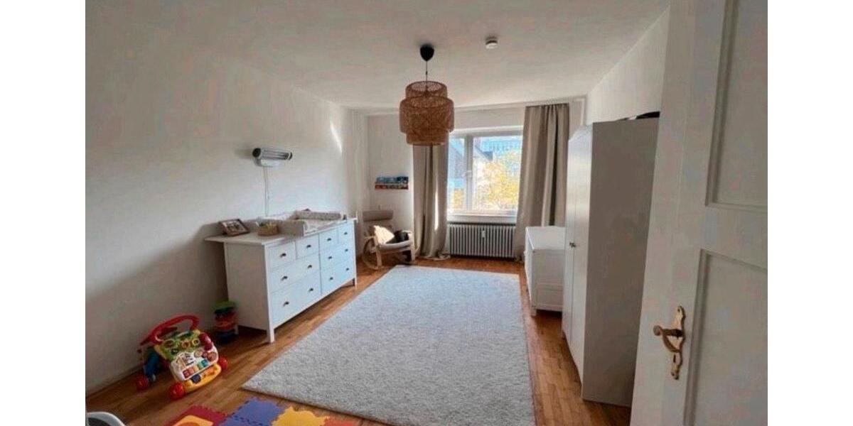 Etagenwohnung Hildesheim - 3.5 Zimmer, 133 m&sup2;, 1.064&euro; | Angebot:25937145