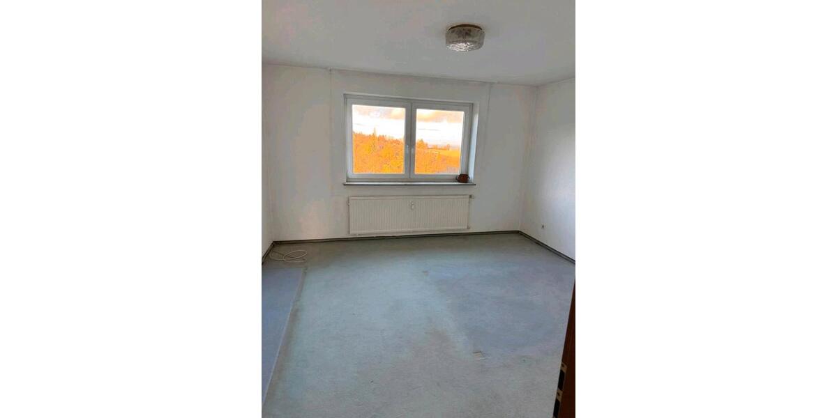 Etagenwohnung Hildesheim Bockfeld - 3 Zimmer, 97 m&sup2;, 175.000&euro; | Angebot:26045030
