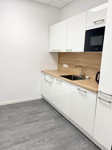 Gewerbeobjekt Hildesheim Moritzberg - 9 Zimmer, 242 m&sup2;, 2.425&euro; | Angebot:25996509