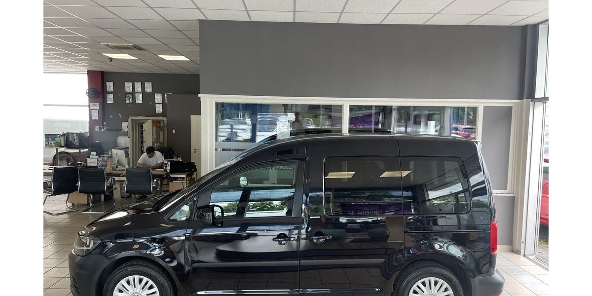 VW Caddy 120.679 km 14.990 &euro; Hannover 30419