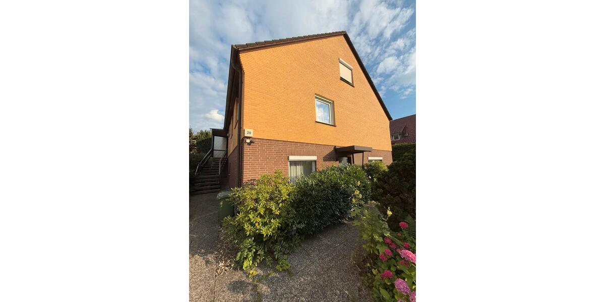 Einfamilienhaus Bad Salzdetfurth - 8 Zimmer, 250 m&sup2;, 329.000&euro; | Angebot:25282138