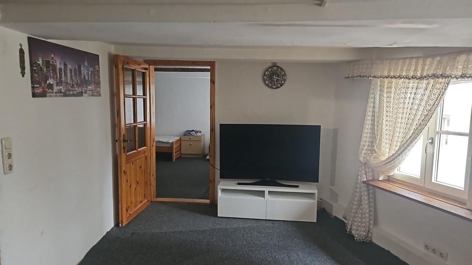Etagenwohnung Alfeld (Leine) - 3 Zimmer, 100 m&sup2;, 1.000&euro; | Angebot:25590490