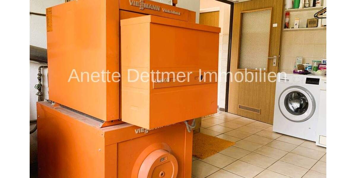 Einfamilienhaus Delligsen / Varrigsen Varrigsen - 7 Zimmer, 215 m&sup2;, 98.000&euro; | Angebot:25695289