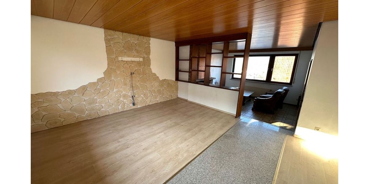 Großzügiges Wohnen mit tollem Weitblick - Einfamilienhaus Bad Salzdetfurth | Angebot:23688008