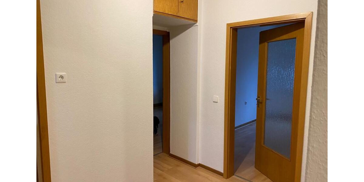 Hochparterre Hannover - 3 Zimmer, 67 m&sup2;, 830&euro; | Angebot:25921425