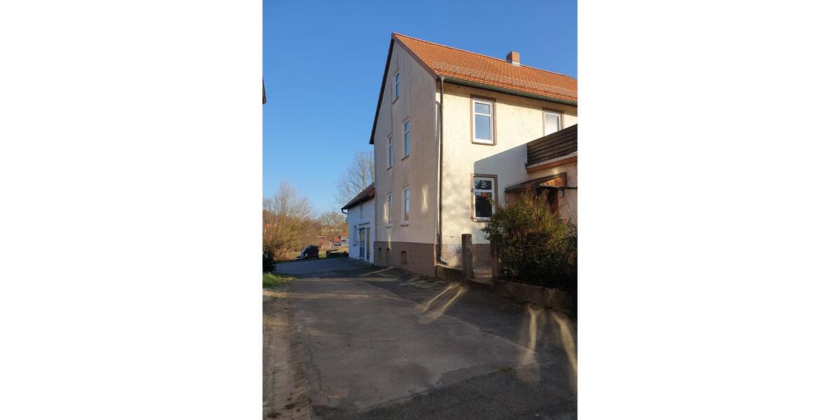 Einfamilienhaus Alfeld (Leine) - 7 Zimmer, 180 m&sup2;, 240.000&euro; | Angebot:25063370