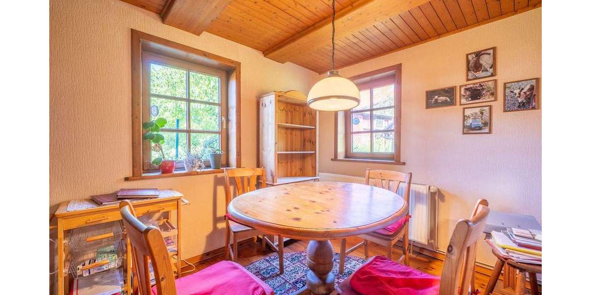 Mehrfamilienhaus, Wohnhaus Giesen Emmerke - 8 Zimmer, 175 m&sup2;, 325.000&euro; | Angebot:25671920