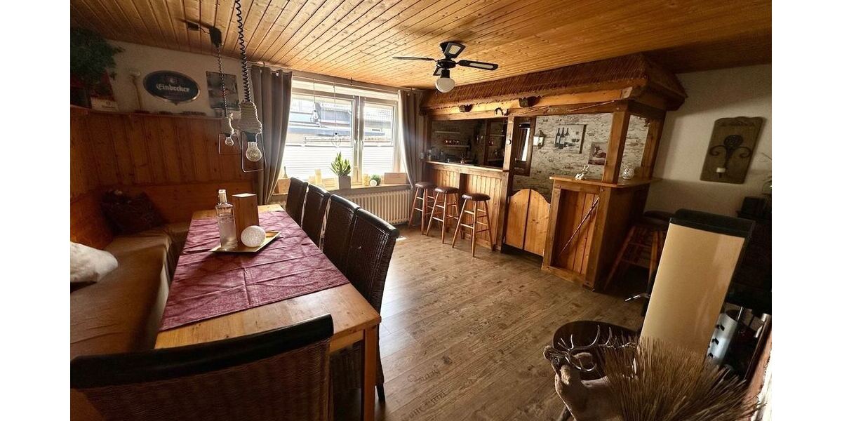 Idyllisches Wohnen in Feldrandlage - Zweifamilienhaus Bad Salzdetfurth Breinum | Angebot:25921835