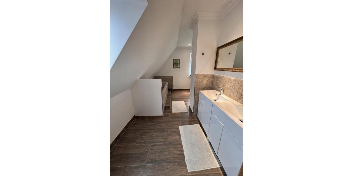 Einfamilienhaus Nordstemmen - 5 Zimmer, 105 m&sup2;, 1.200&euro; | Angebot:25843284