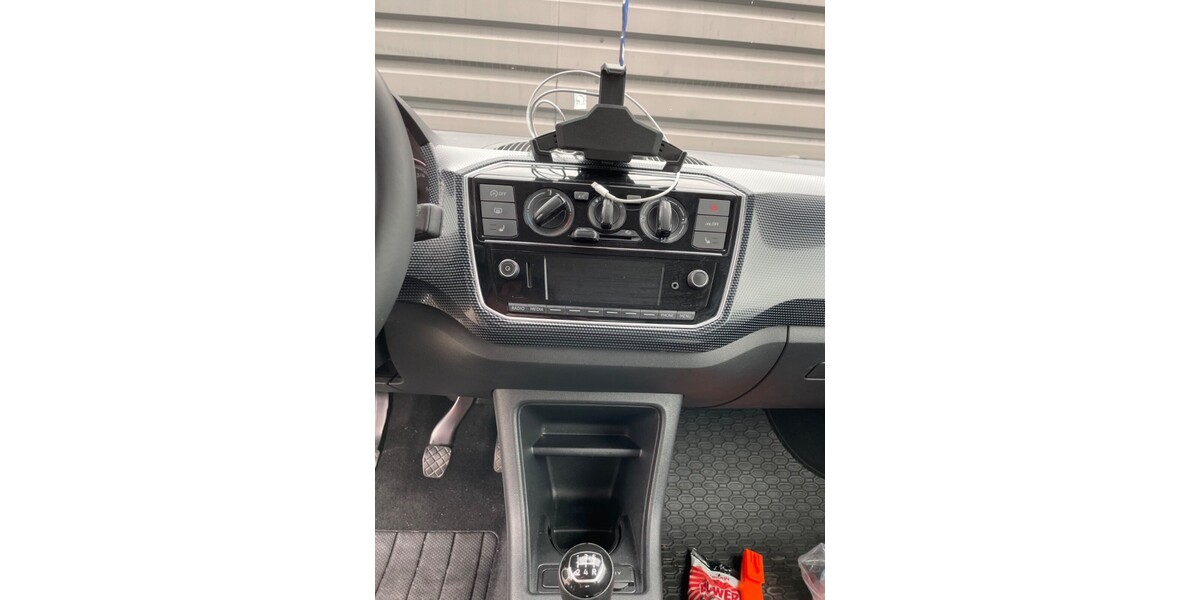 VW up! 16.000 km 15.500 &euro; Harsum 31177