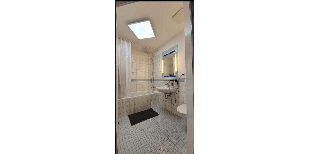 Dachgeschoßwohnung Hannover Döhren-Wülfel - 2.5 Zimmer, 62 m&sup2;, 1.000&euro; | Angebot:26576078