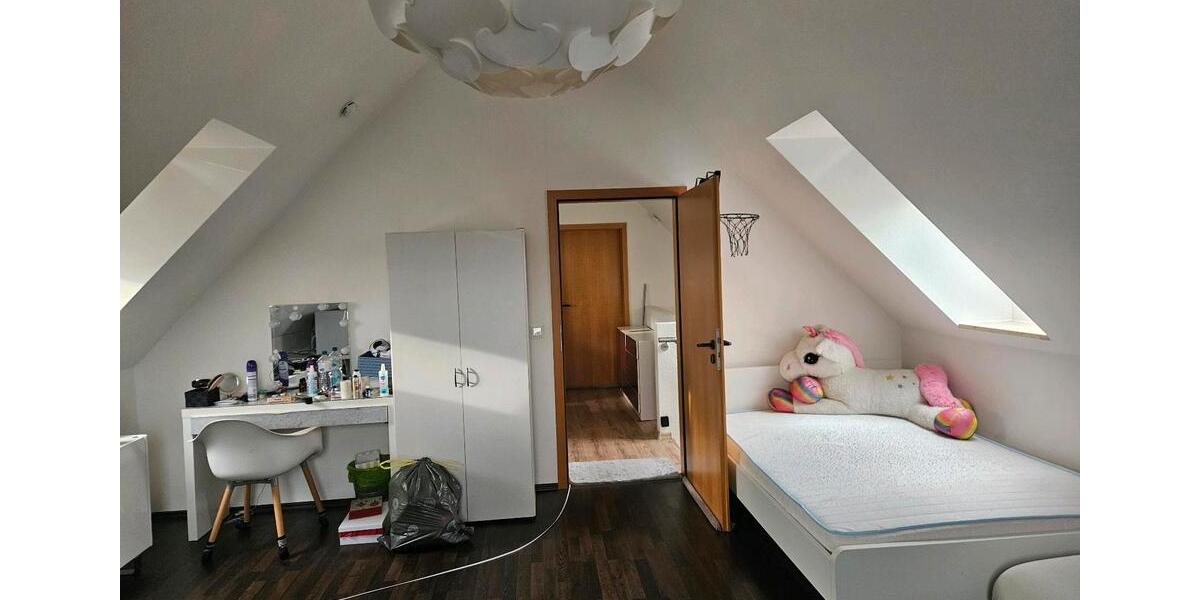 Etagenwohnung Salzgitter Ortschaft Nord - 4 Zimmer, 140 m&sup2;, 1.260&euro; | Angebot:25890644