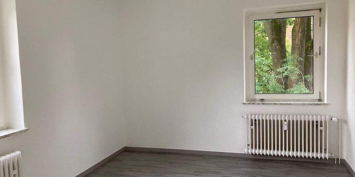 Etagenwohnung Salzgitter Lebenstedt - 3 Zimmer, 57 m&sup2;, 335&euro; | Angebot:25694982